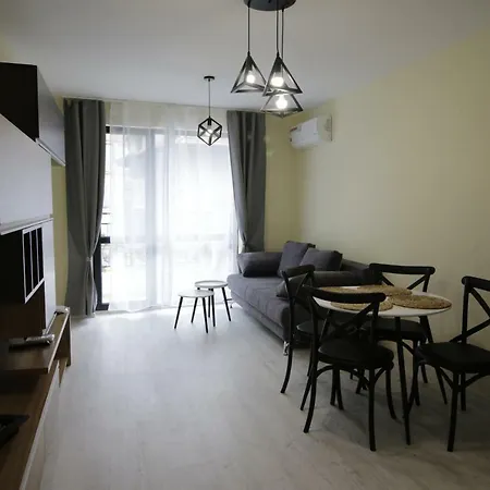 La Familia فارنا